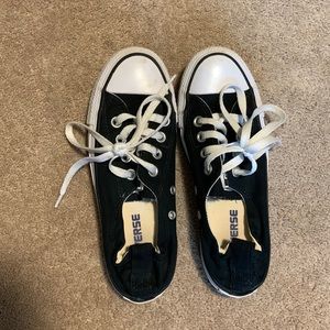 COPY - black and white converse